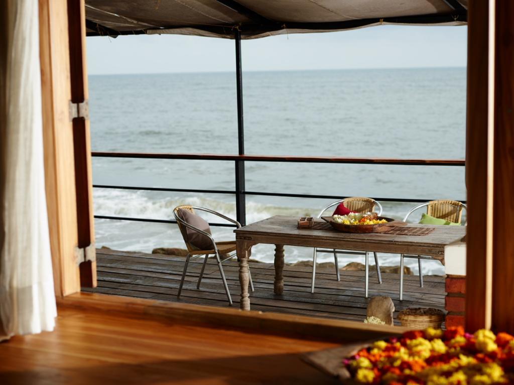 36 Palms Boutique Retreat Hotel Cherai Beach Exterior photo
