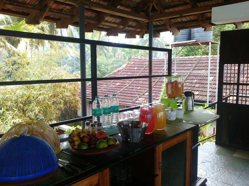36 Palms Boutique Retreat Hotel Cherai Beach Exterior photo
