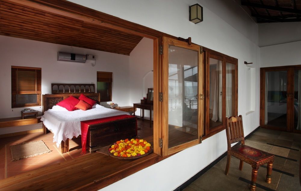 36 Palms Boutique Retreat Hotel Cherai Beach Exterior photo